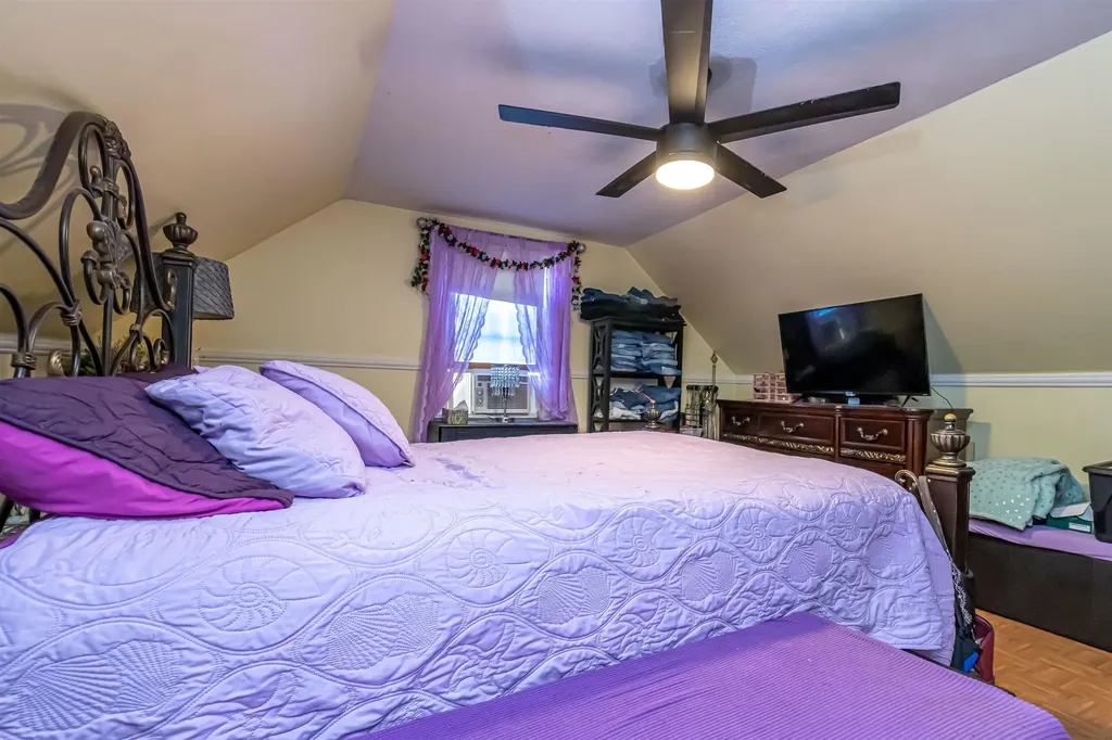 14 Coburn Avenue Pelham NH 03076
