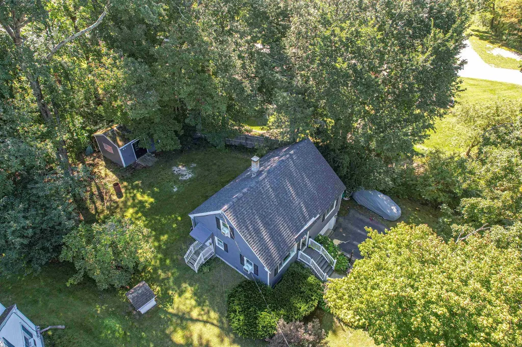 14 Coburn Avenue Pelham NH 03076