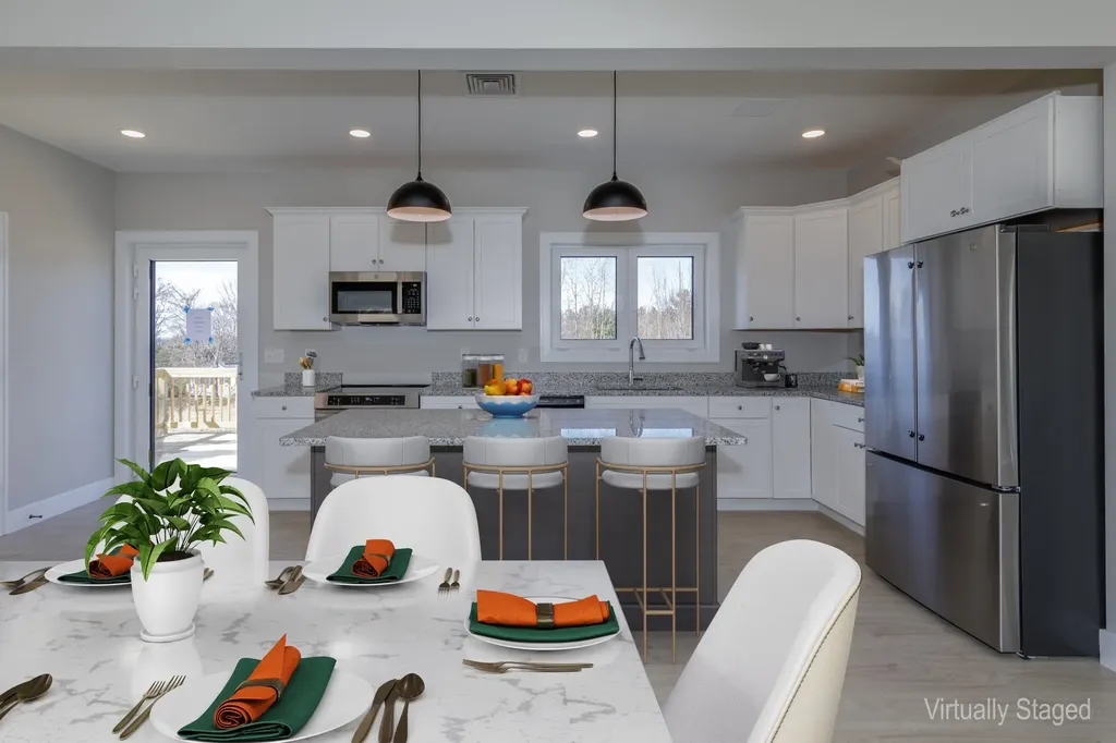 21 Windsor Lane Hudson NH 03051