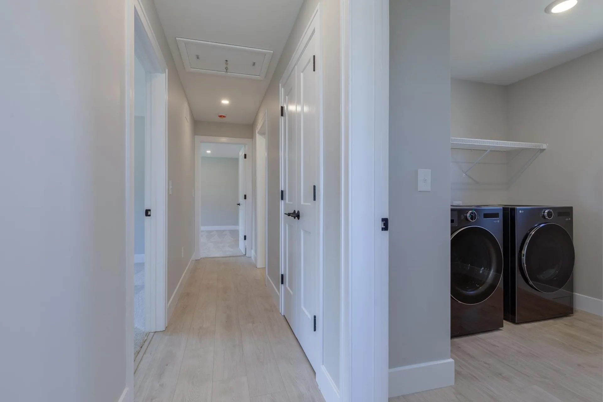 21 Windsor Lane Hudson NH 03051