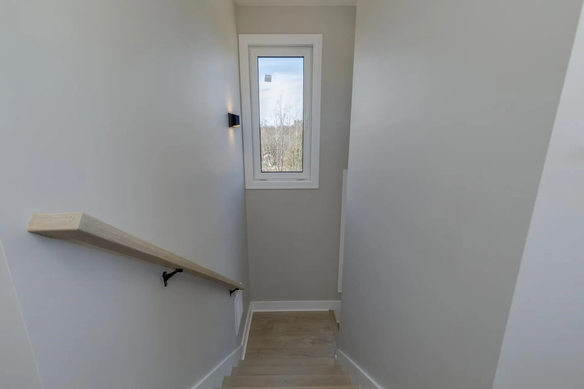 21 Windsor Lane Hudson NH 03051