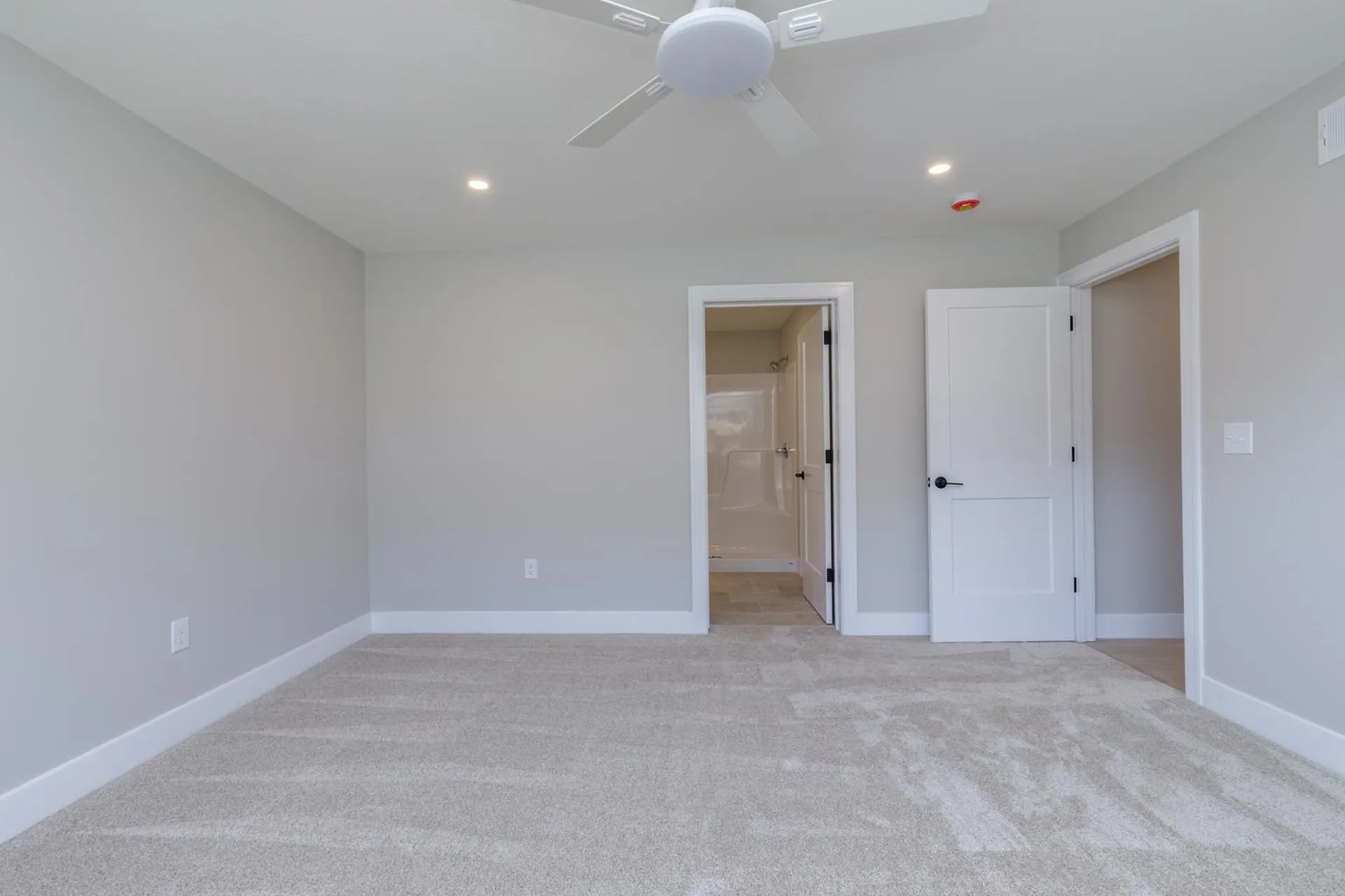 21 Windsor Lane Hudson NH 03051