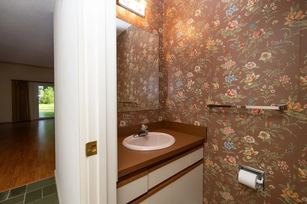 411 Locust Hill Road Shelburne VT 05482