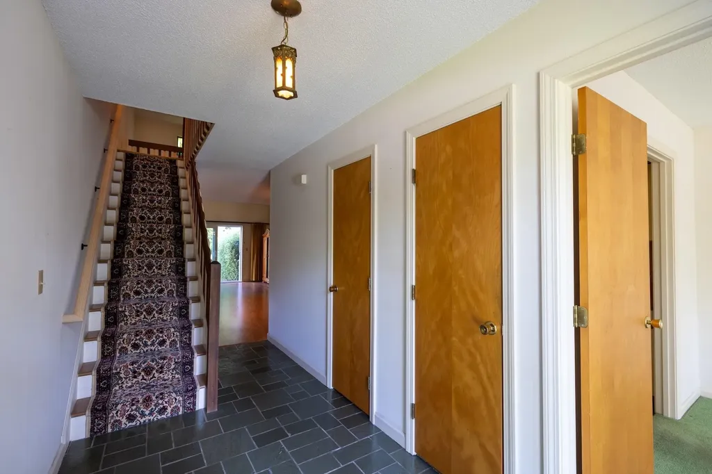 411 Locust Hill Road Shelburne VT 05482
