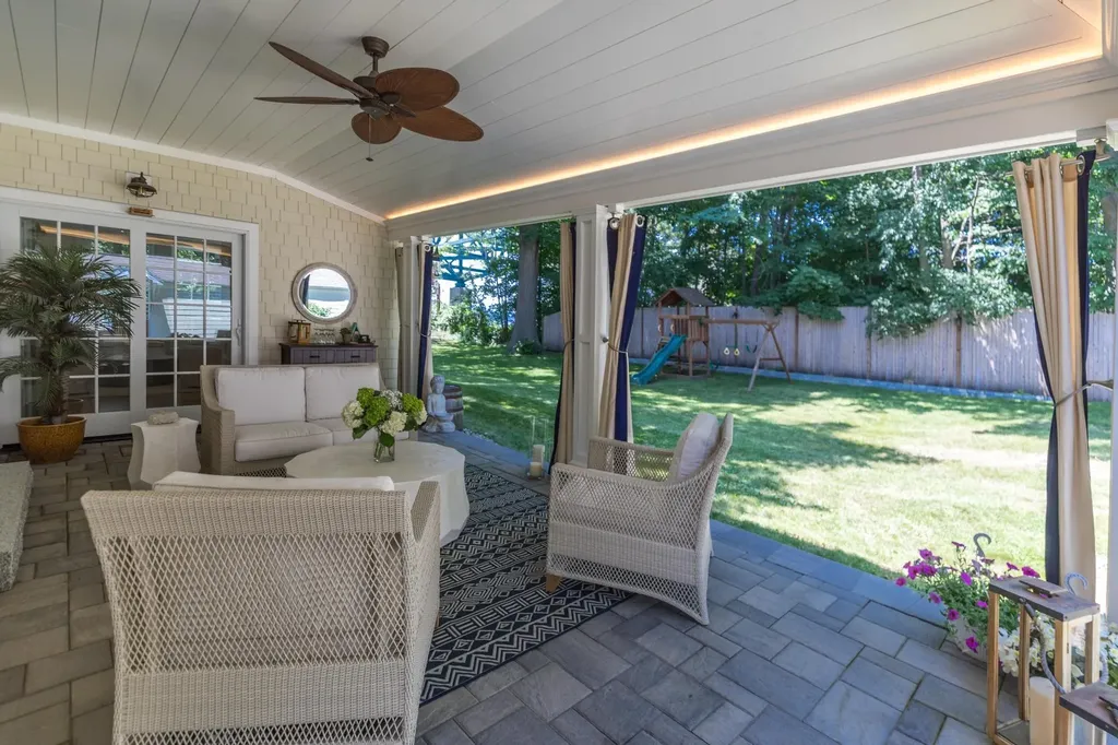 30 Gray Lodge Road Kittery ME 03904