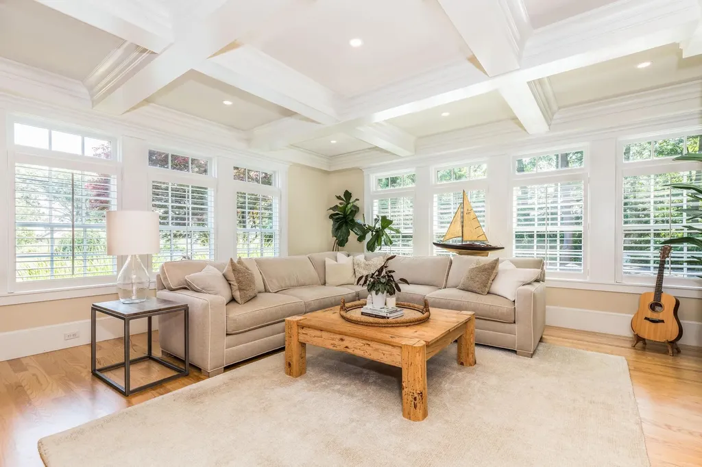 30 Gray Lodge Road Kittery ME 03904