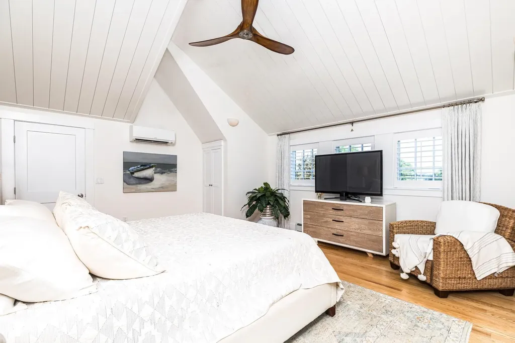 30 Gray Lodge Road Kittery ME 03904