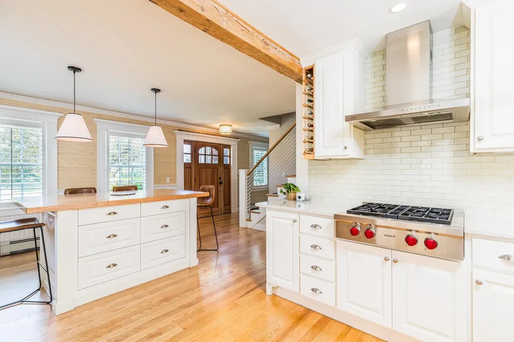 30 Gray Lodge Road Kittery ME 03904