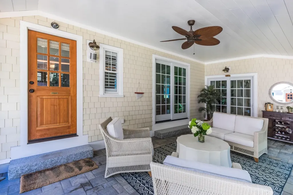 30 Gray Lodge Road Kittery ME 03904