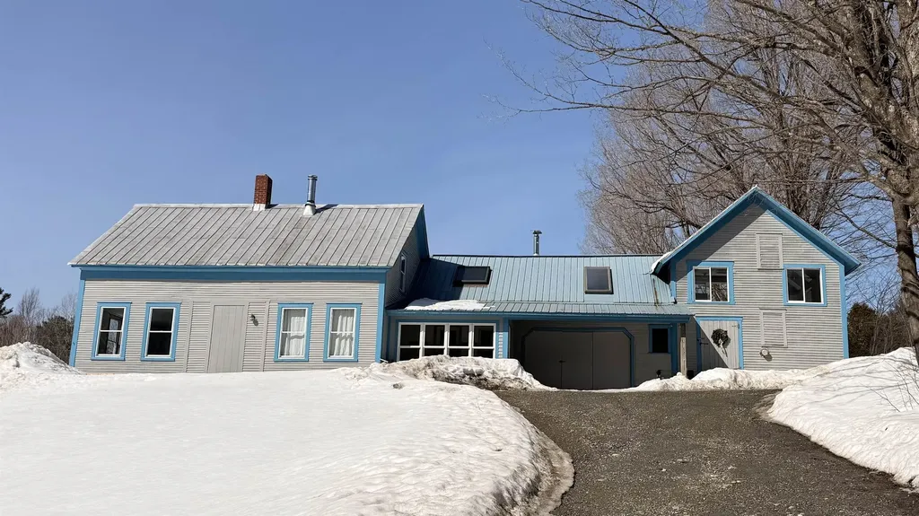 7 North Road Eden VT 05653