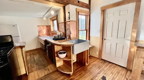 7 North Road Eden VT 05653