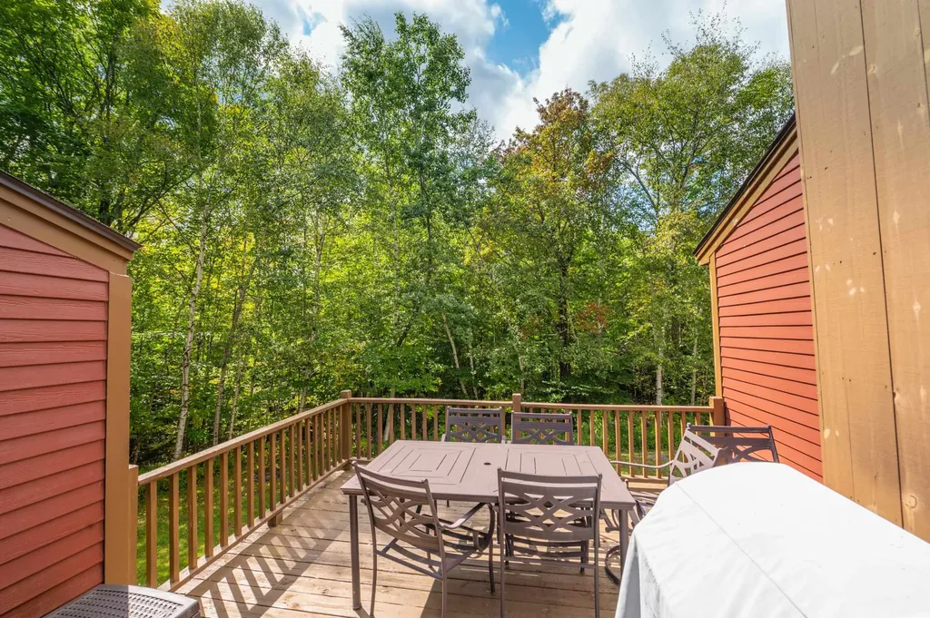 2a White Oaks Loop Dover VT 05356