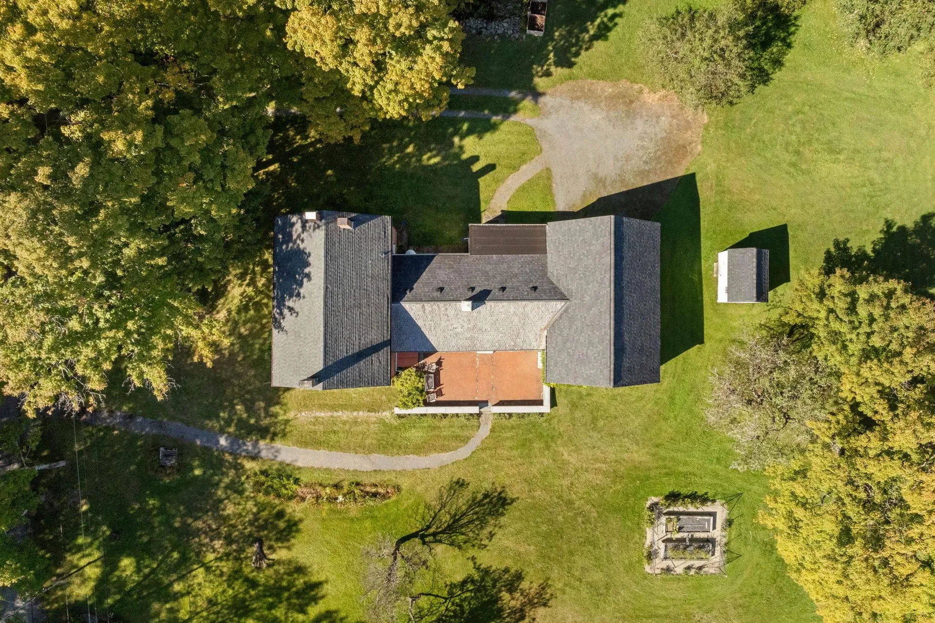 35 South Road Sullivan NH 03445