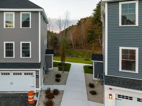 34 Juniper Lane Portsmouth NH 03801