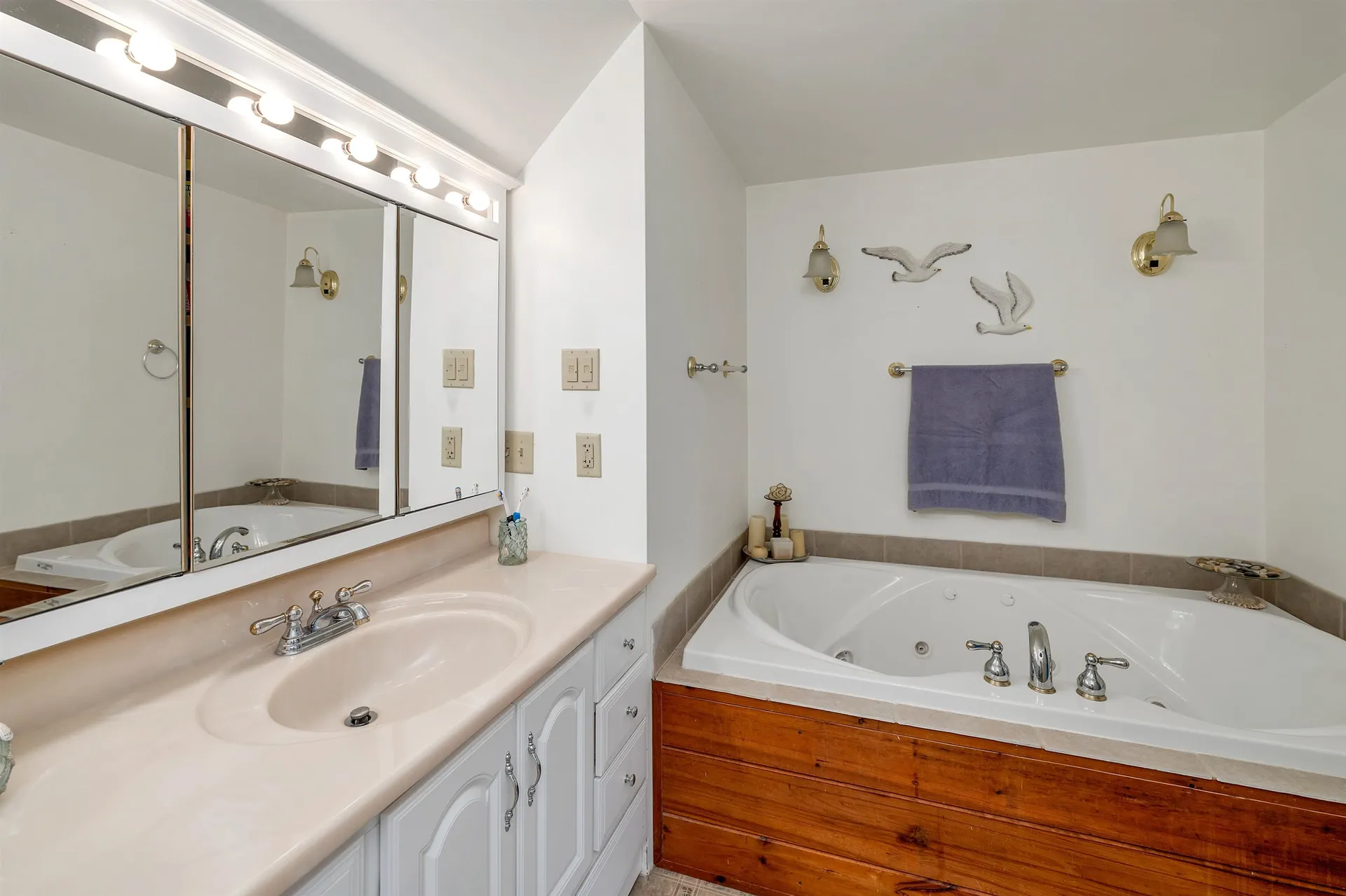 84 Tucker Shore Road Belmont NH 03220