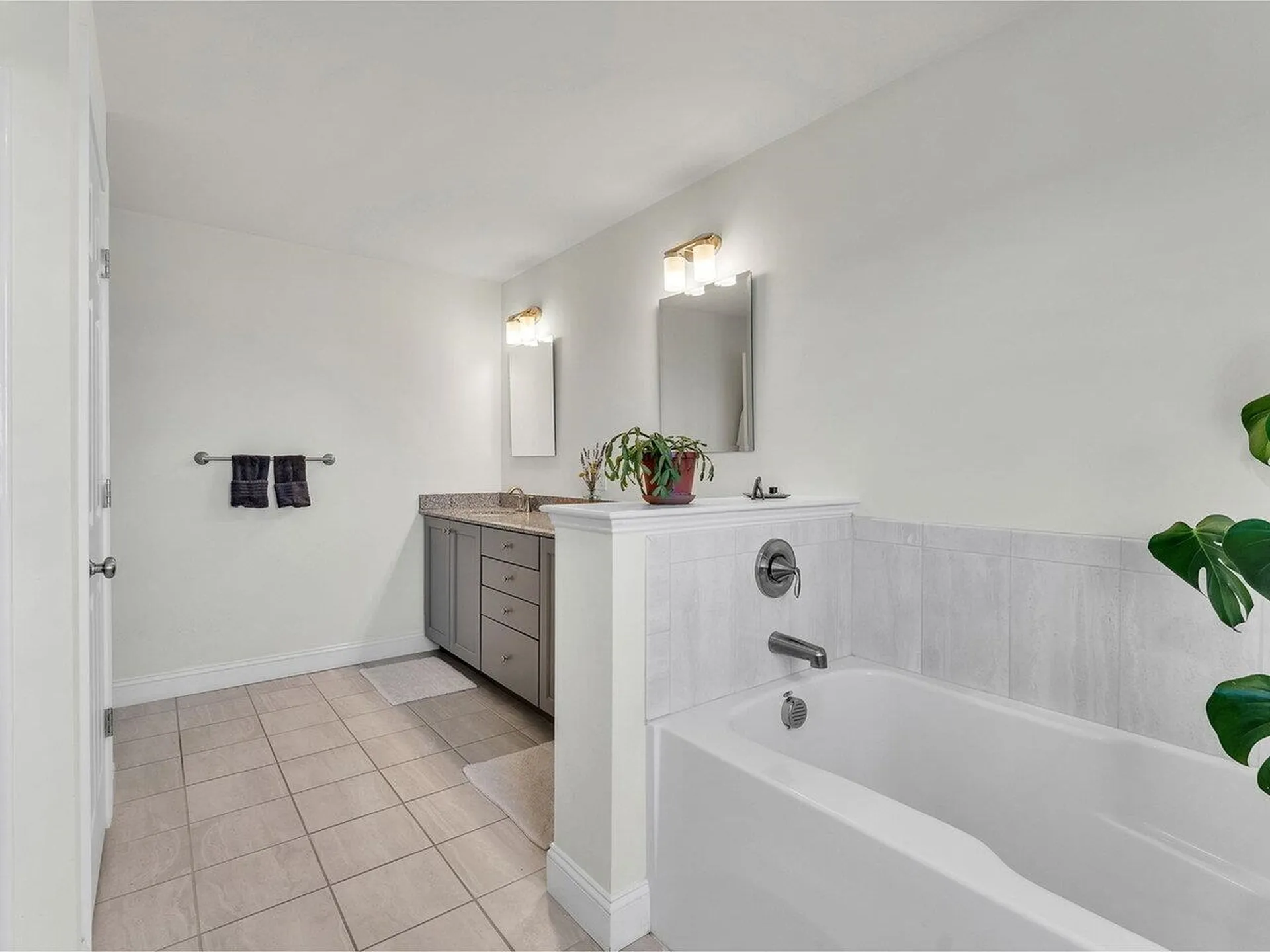 220 Sommerfield Avenue South Burlington VT 05403