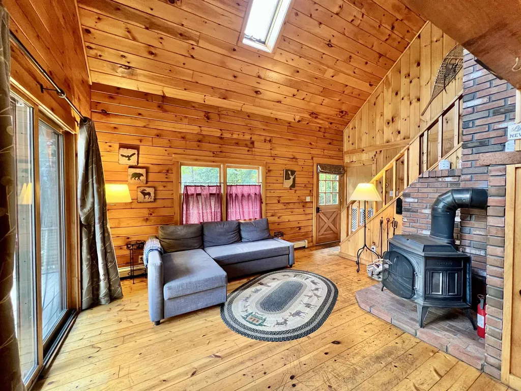 208 Lakeside Drive Haverhill NH 03785