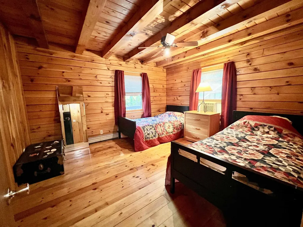 208 Lakeside Drive Haverhill NH 03785