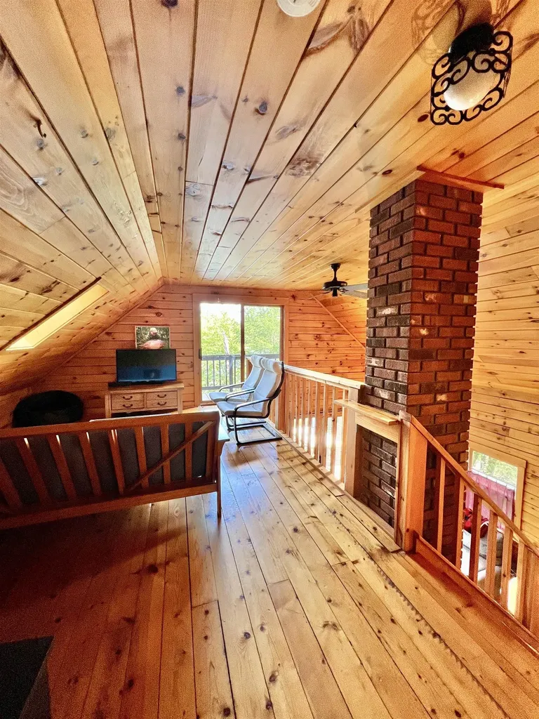 208 Lakeside Drive Haverhill NH 03785