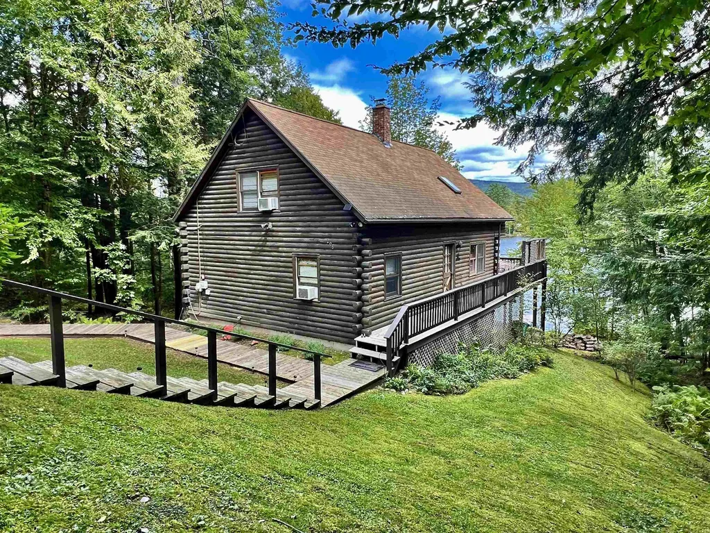 208 Lakeside Drive Haverhill NH 03785