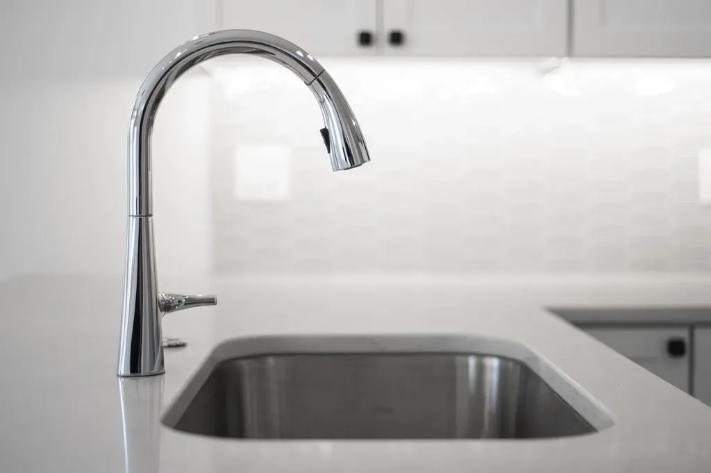 109 Centerwood Way Manchester NH 03102