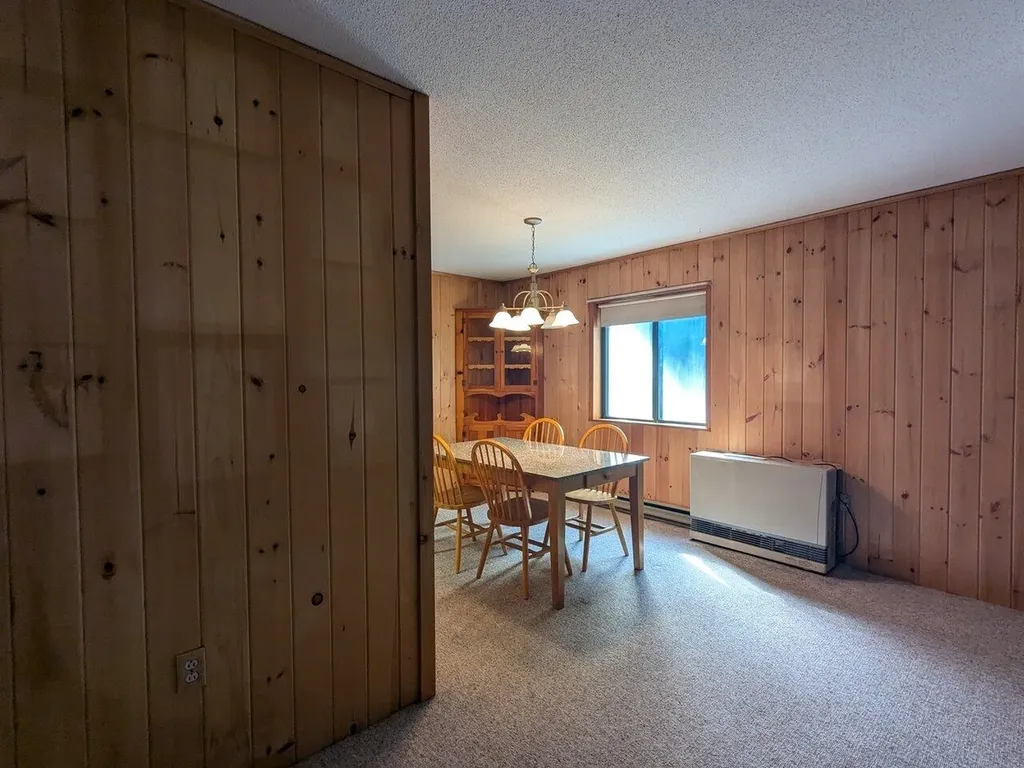 51 Bayberry Lane South Burlington VT 05403