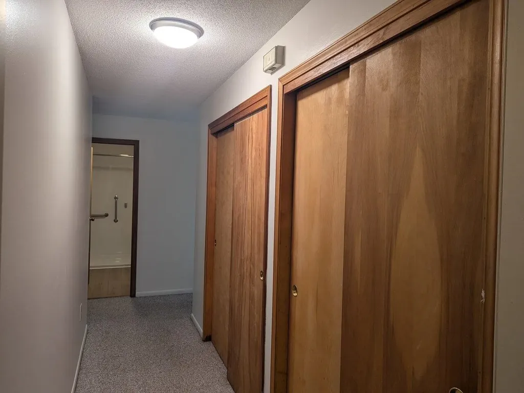 51 Bayberry Lane South Burlington VT 05403