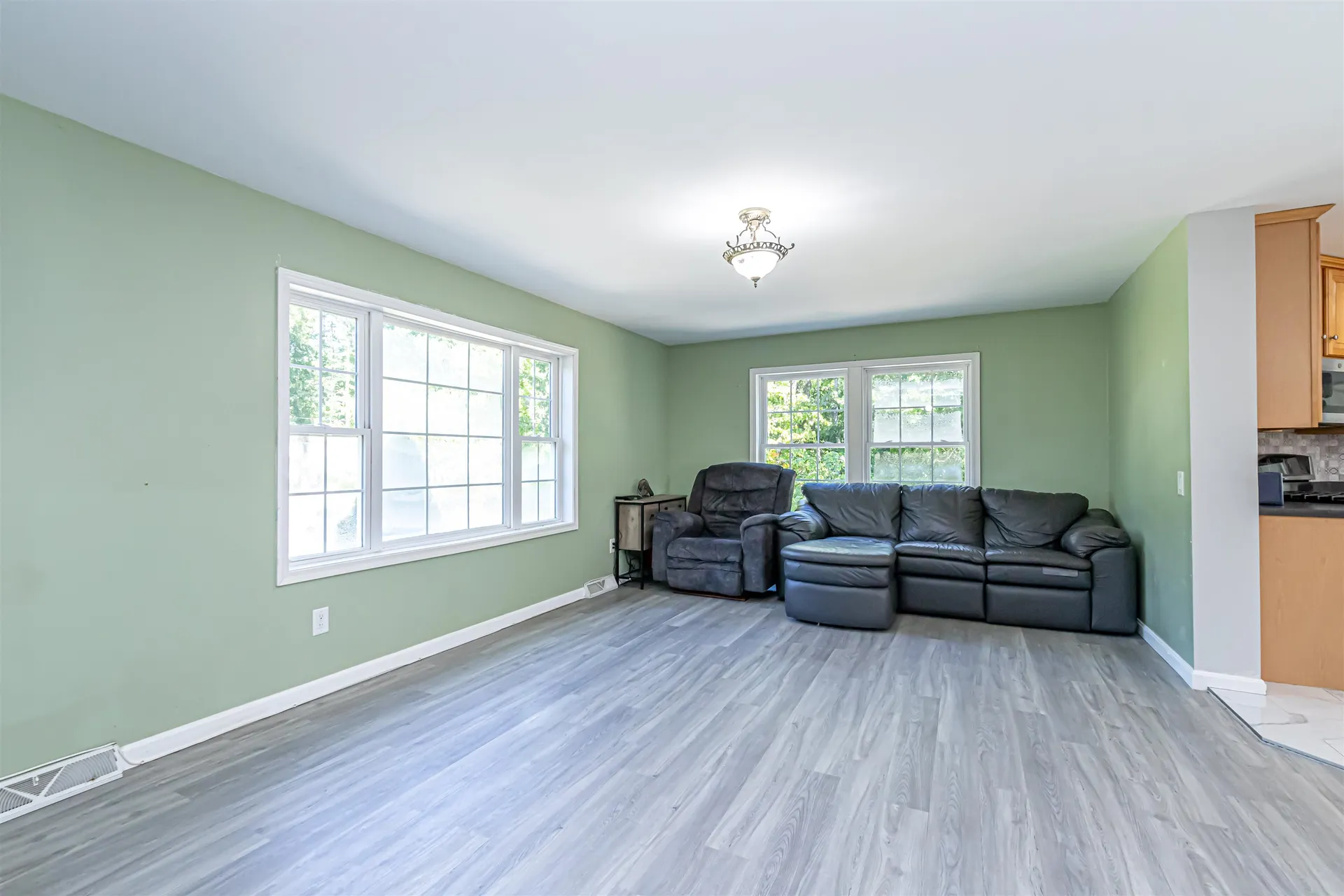 12 Klein Drive Salem NH 03079