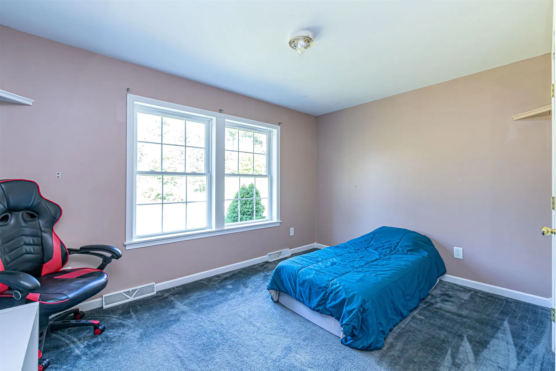 12 Klein Drive Salem NH 03079