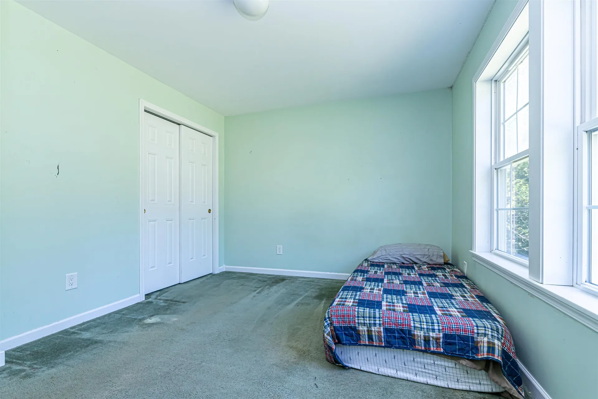 12 Klein Drive Salem NH 03079