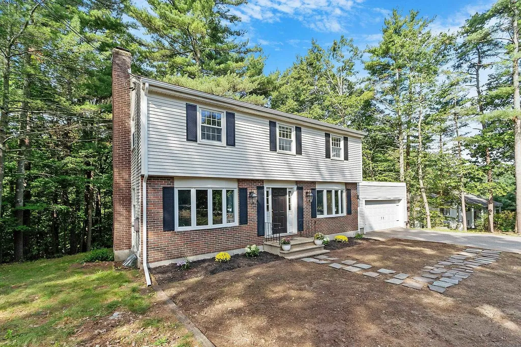 51 Perkins Road Londonderry NH 03053