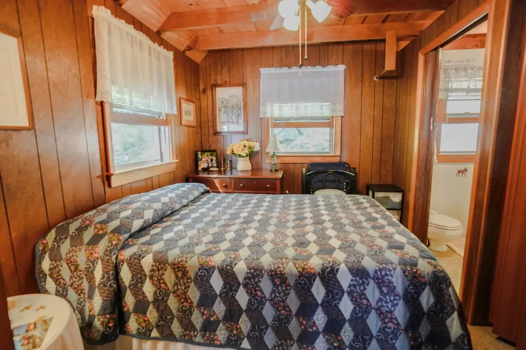 160 E Shore Drive Bradford NH 03221