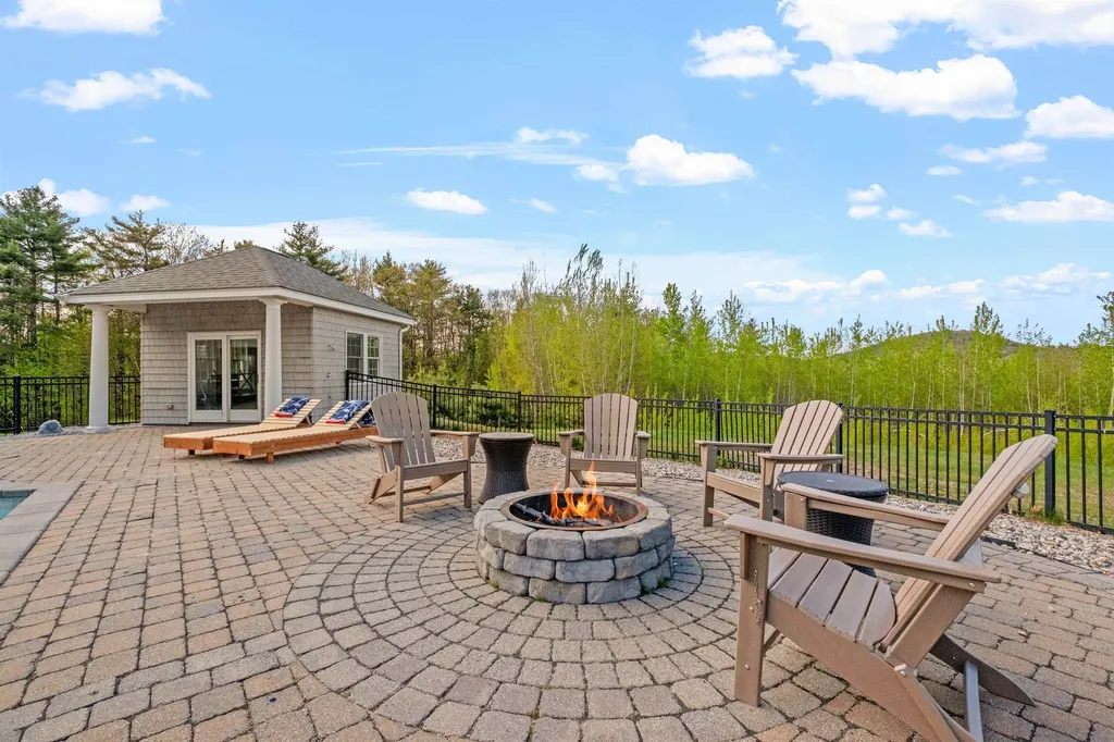 33 Sky Lane Wolfeboro NH 03894