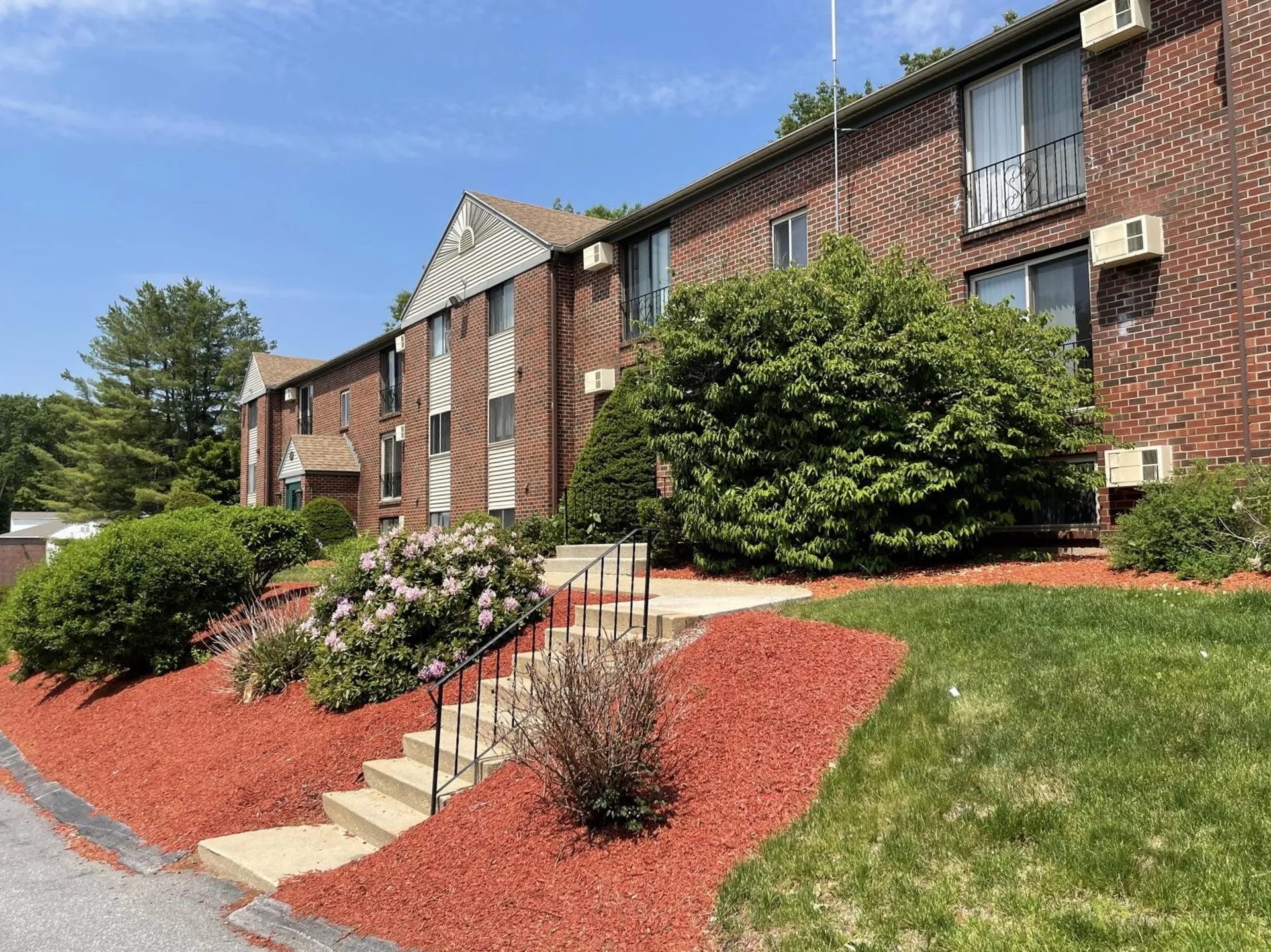 111 English Village Road Manchester NH 03102