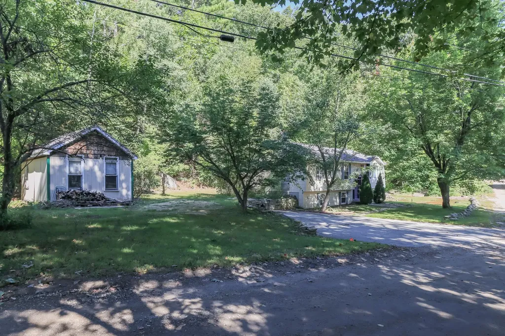 267 Meadow Road New Boston NH 03070