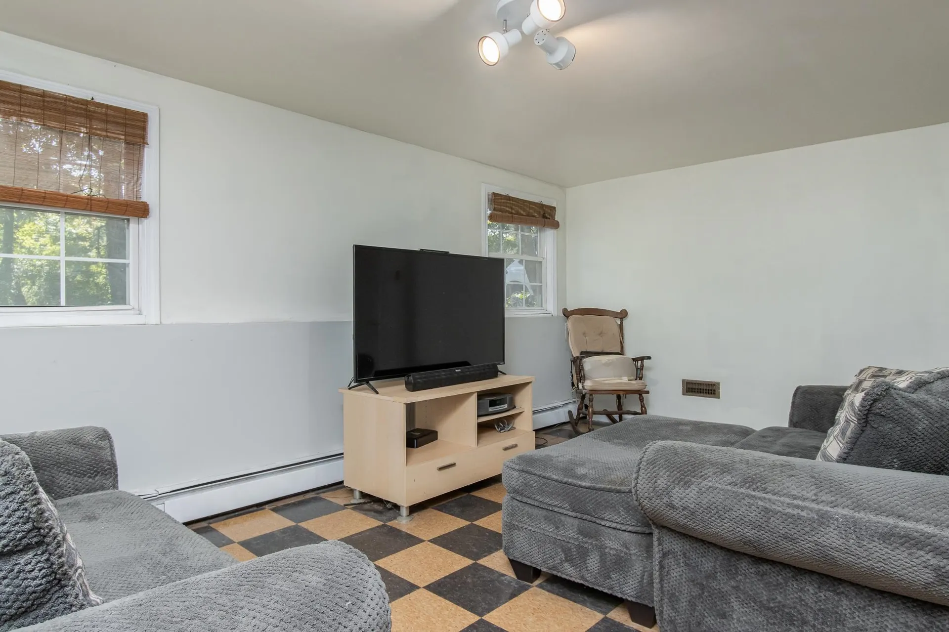 267 Meadow Road New Boston NH 03070