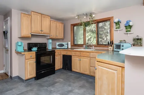 267 Meadow Road New Boston NH 03070