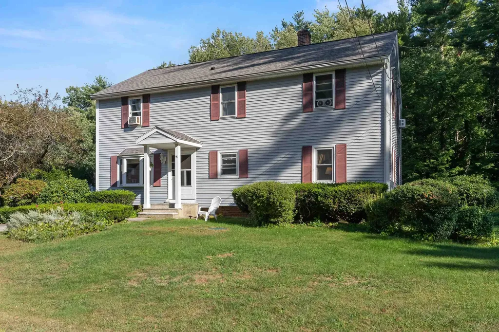 8 Nicholas Road Plaistow NH 03865