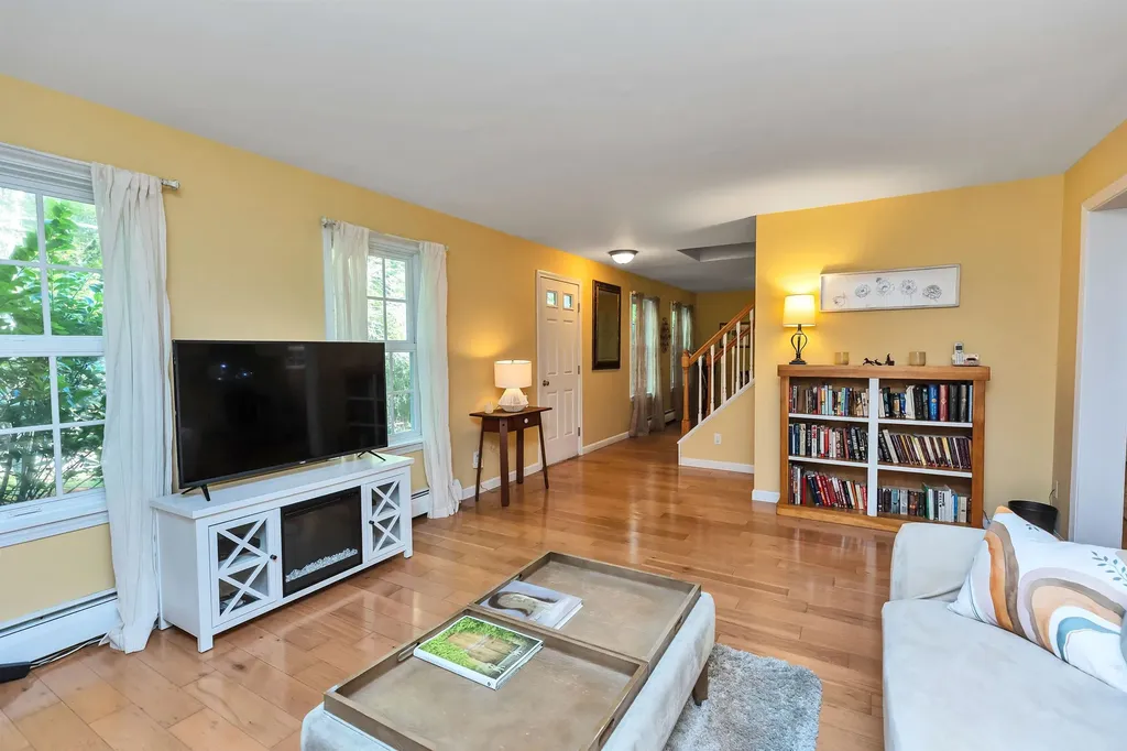 180 Captain Clark Highway Wilton NH 03086