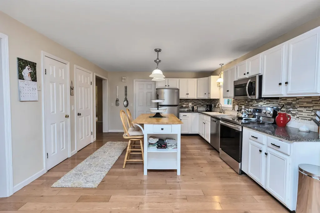 180 Captain Clark Highway Wilton NH 03086