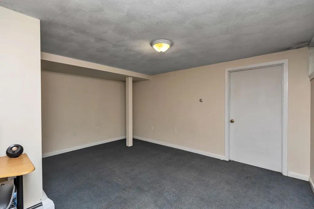 180 Captain Clark Highway Wilton NH 03086