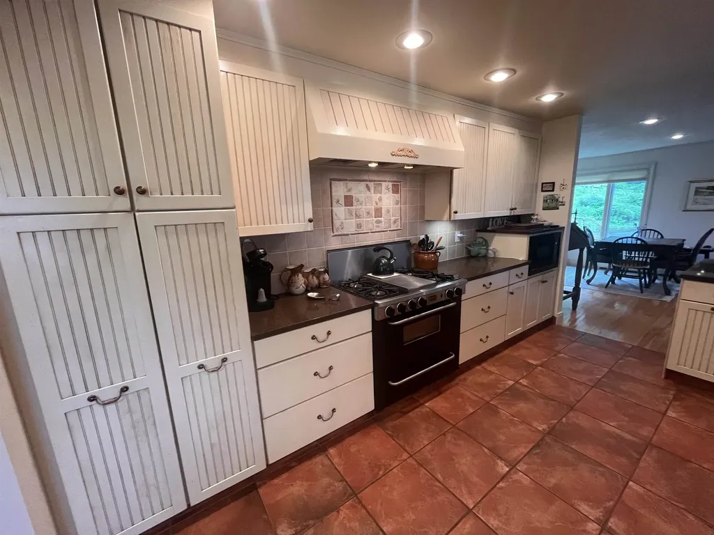 120 Ridgeview Road Warren VT 05674