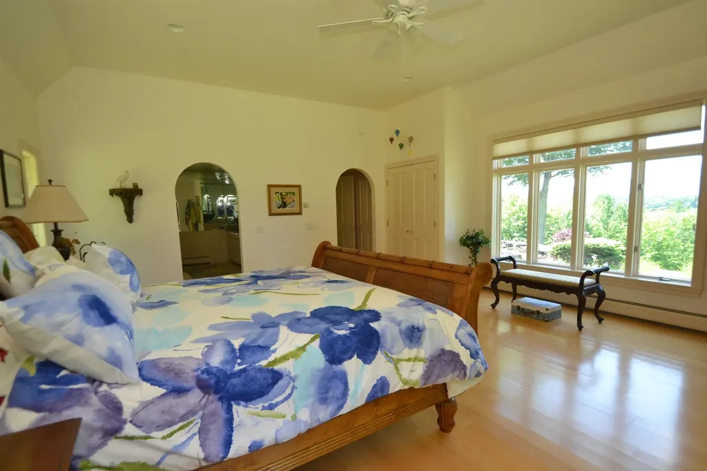 120 Ridgeview Road Warren VT 05674