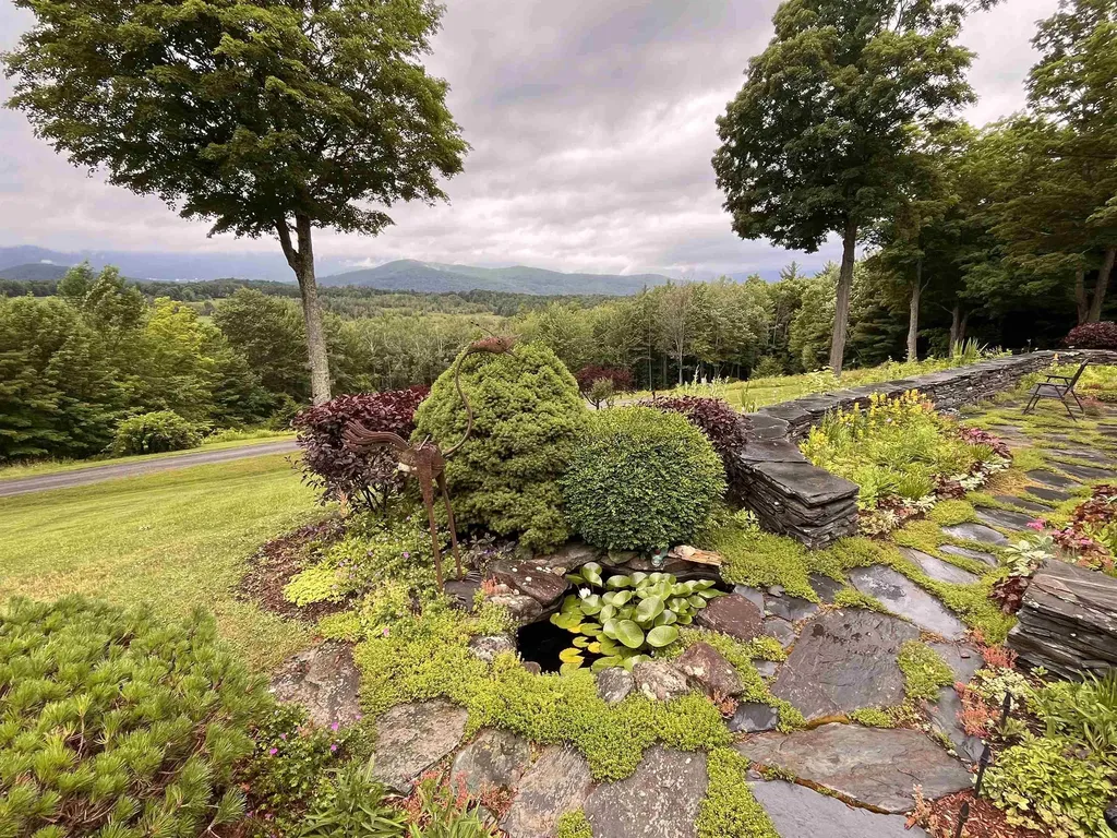 120 Ridgeview Road Warren VT 05674