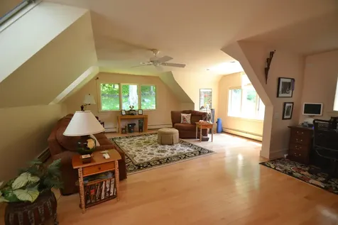 120 Ridgeview Road Warren VT 05674