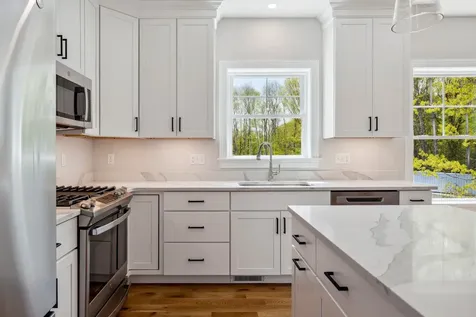 32 Juniper Lane Portsmouth NH 03801