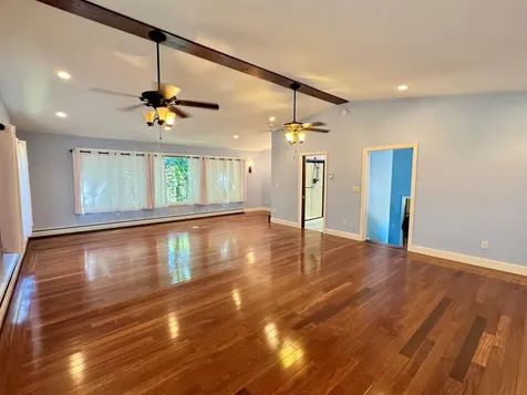 4 Tandy Road Deerfield NH 03037