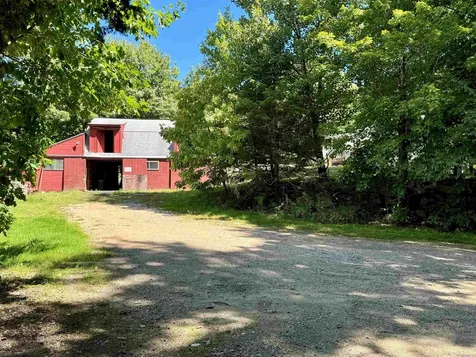 4 Tandy Road Deerfield NH 03037