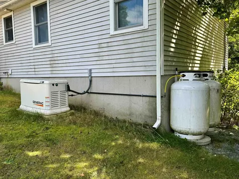 4 Tandy Road Deerfield NH 03037