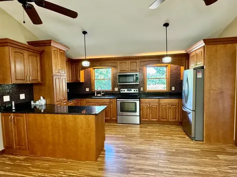 4 Tandy Road Deerfield NH 03037